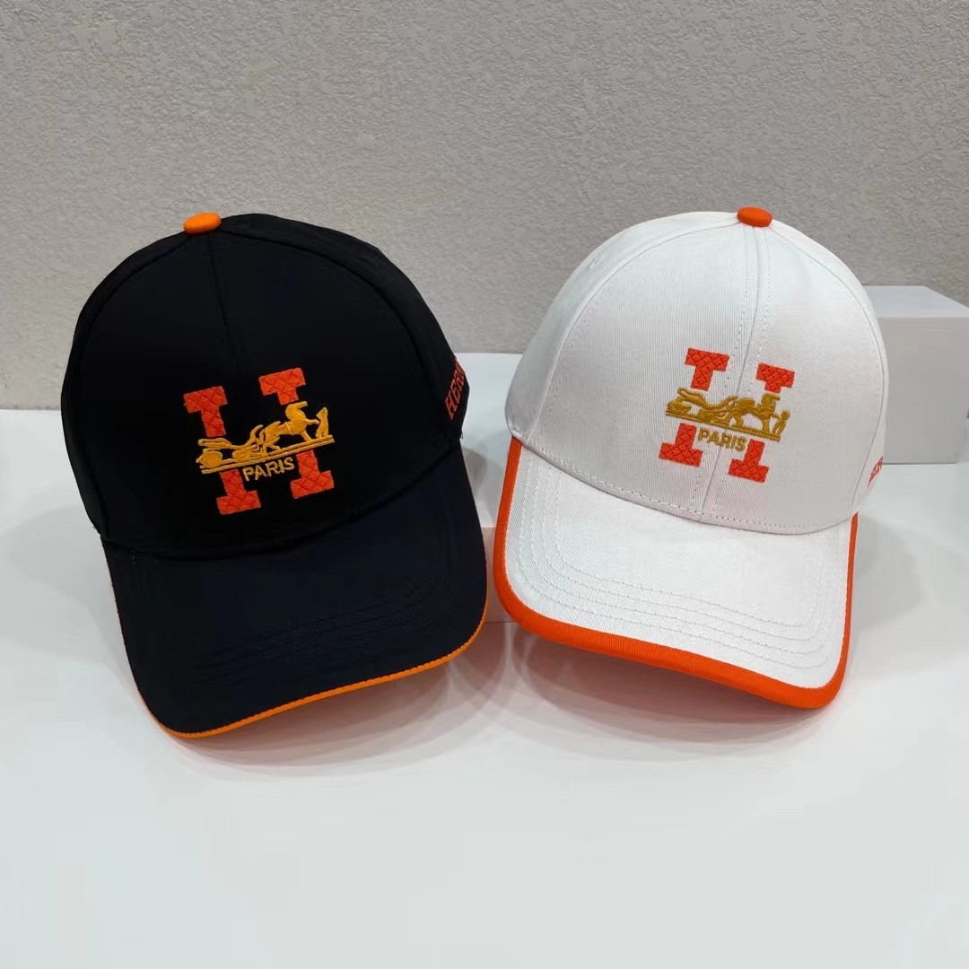 13 Her mes cap