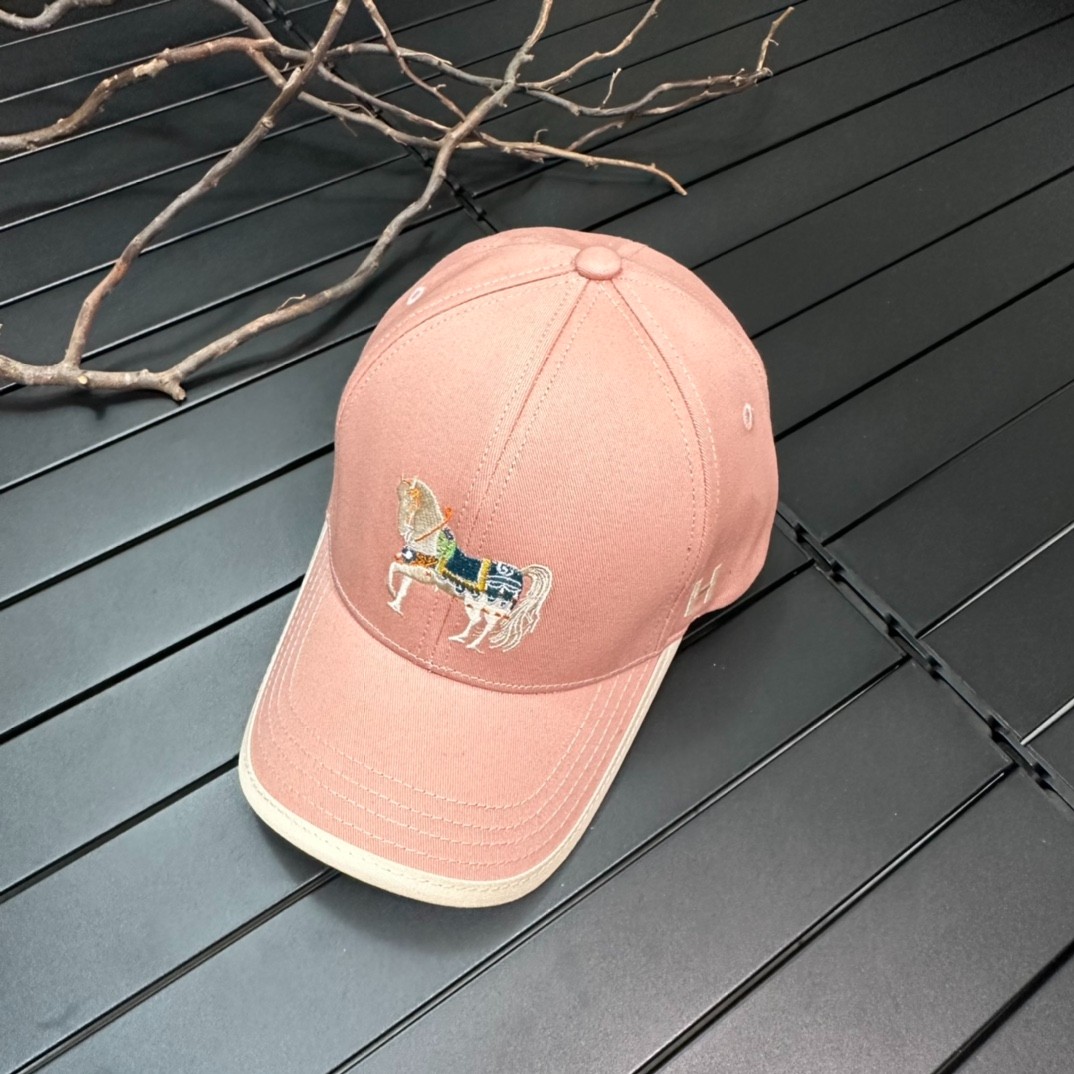 13 Her mes cap