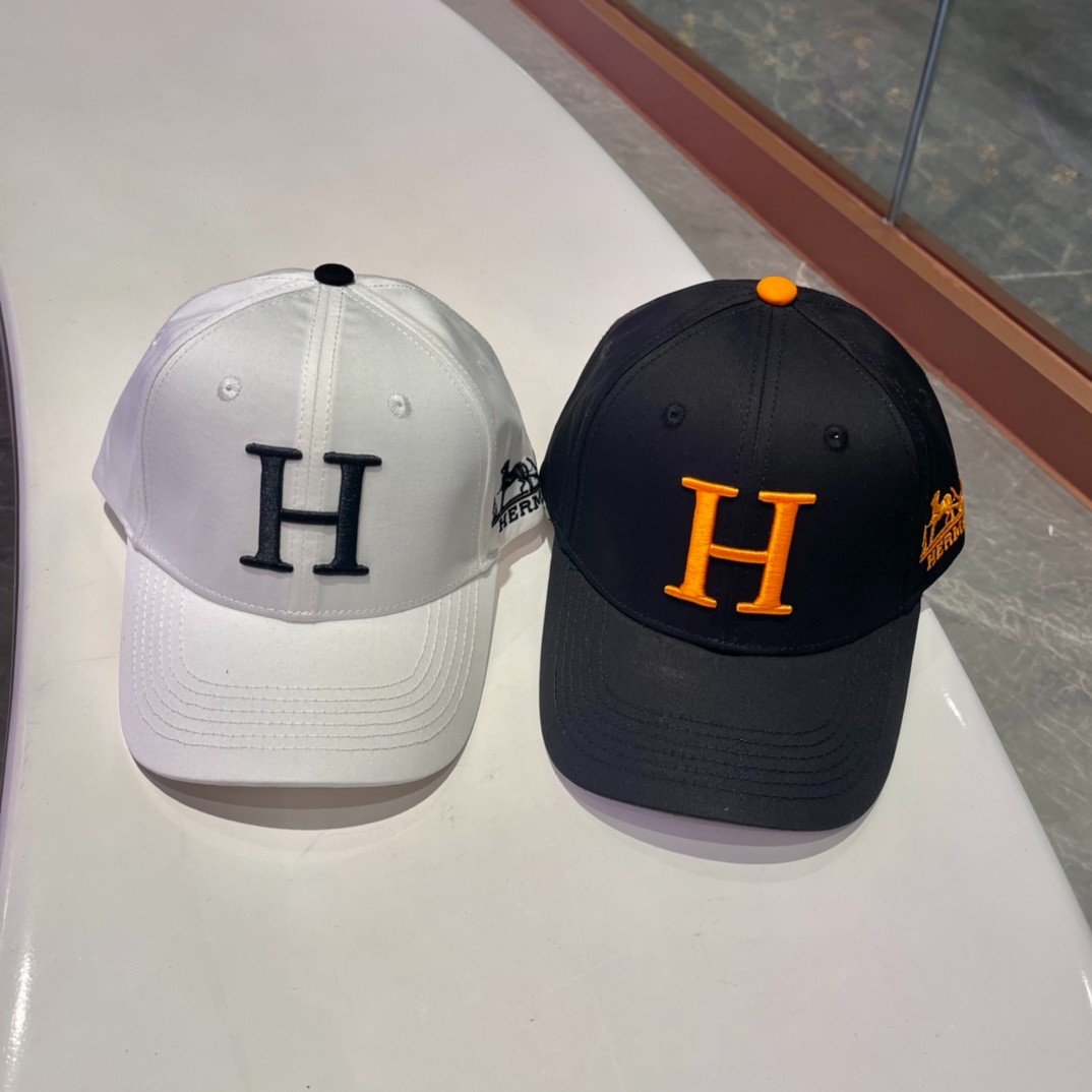 13 Her mes cap