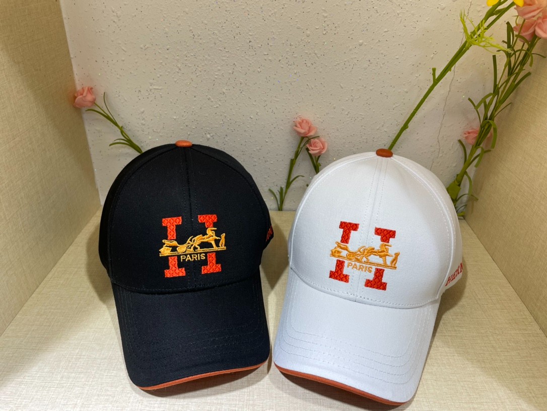 13 Her mes cap