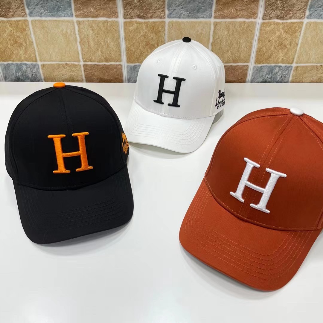 13 Her mes cap