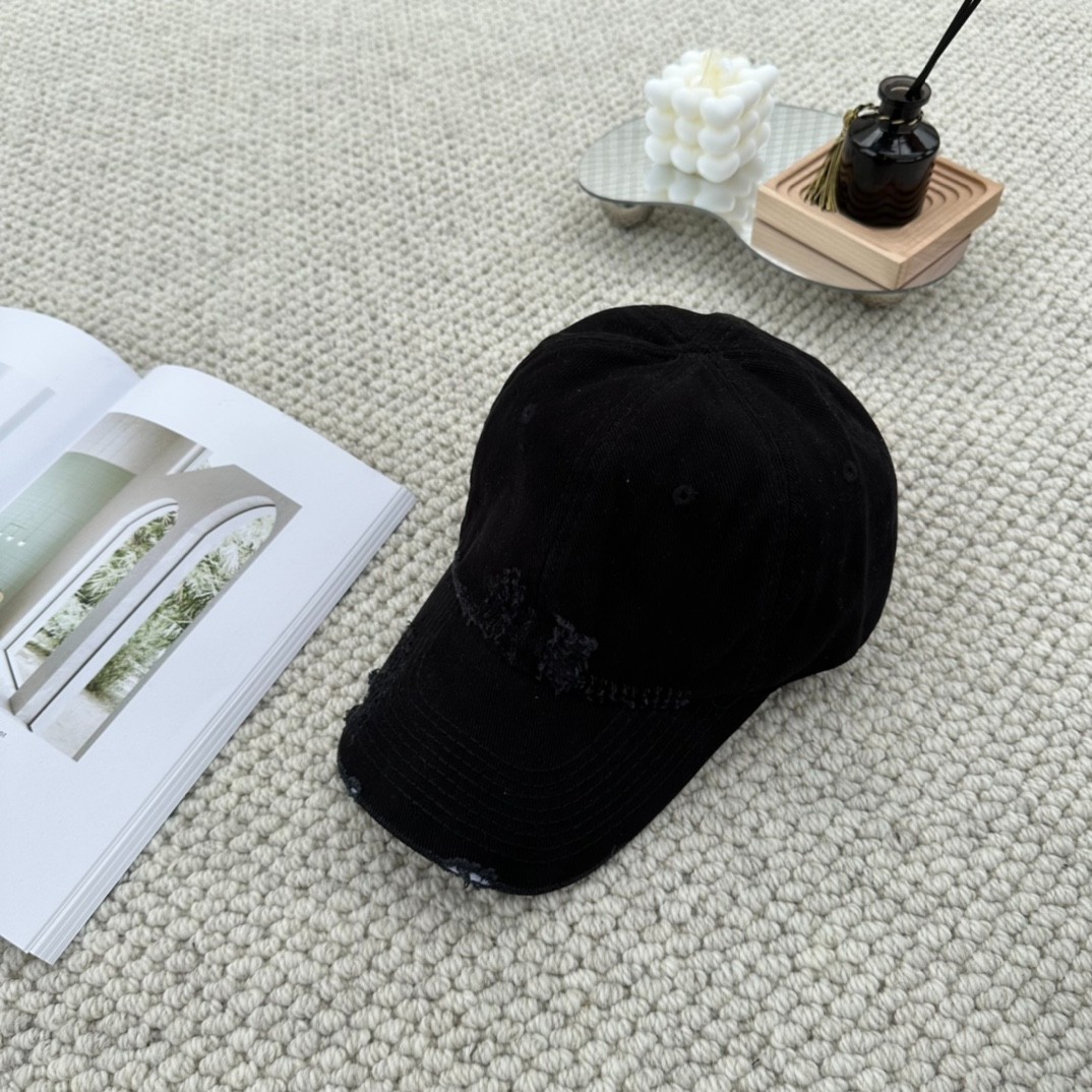 04 Balen ciaga  Cap
