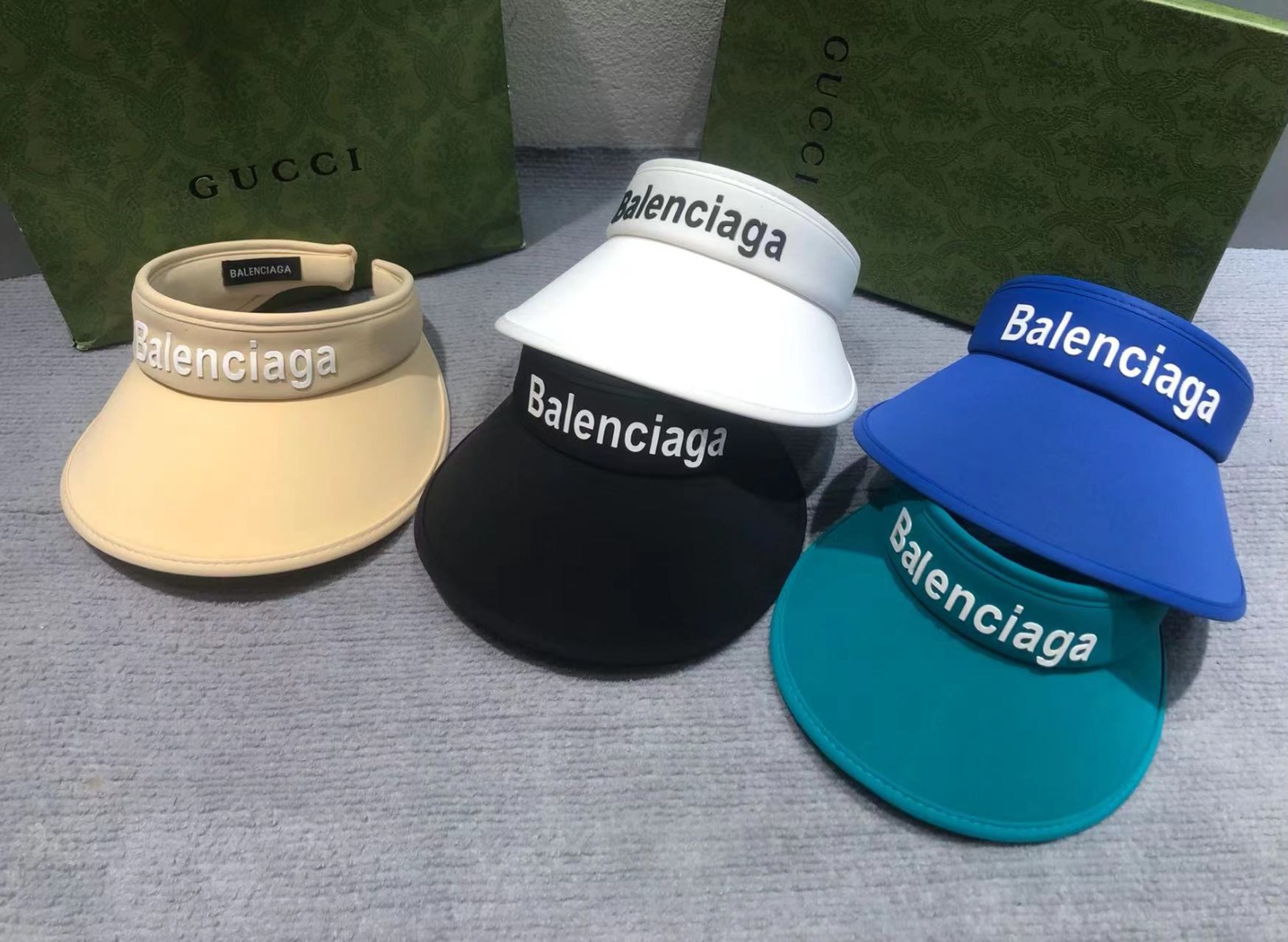 04 Balen ciaga  Cap