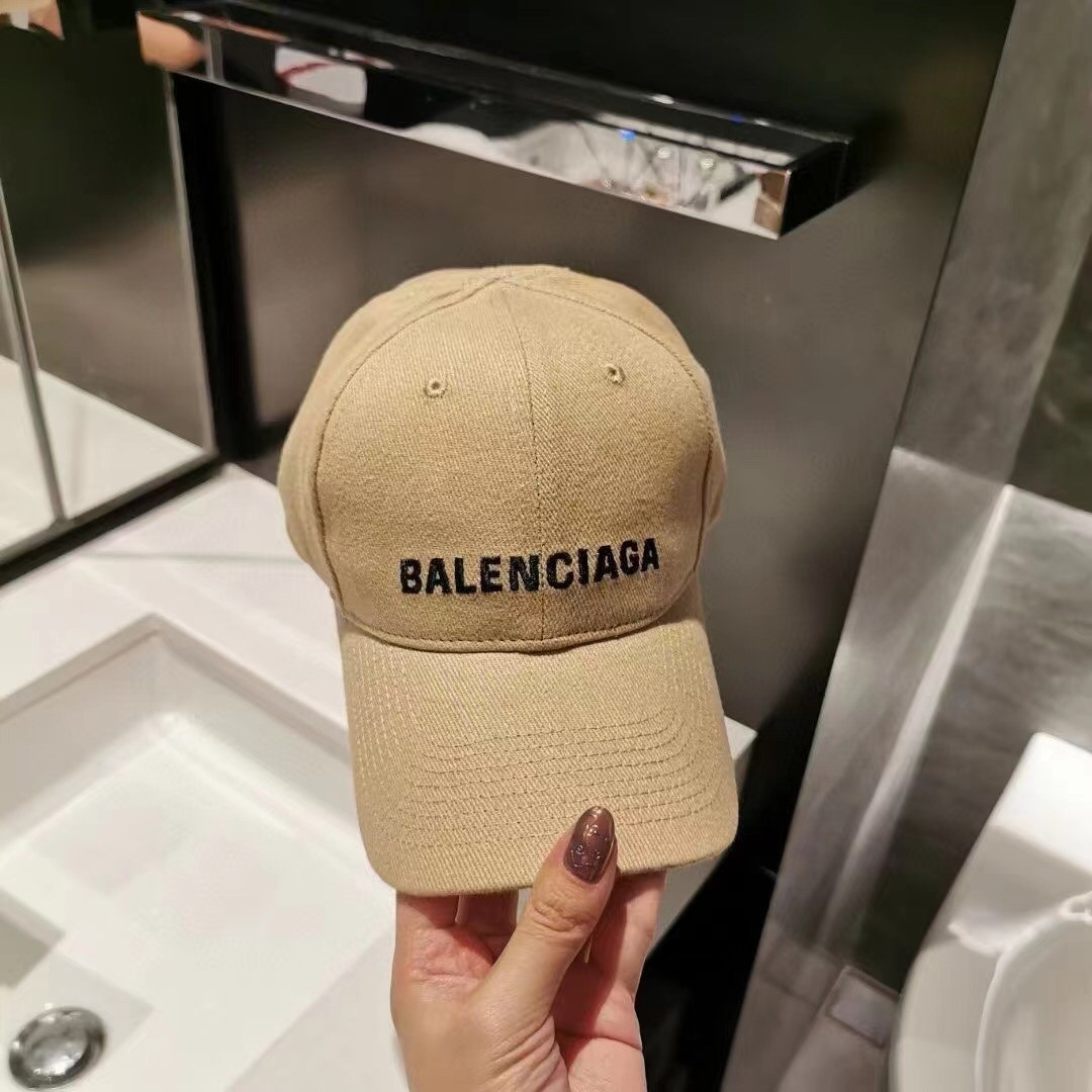 04 Balen ciaga  Cap