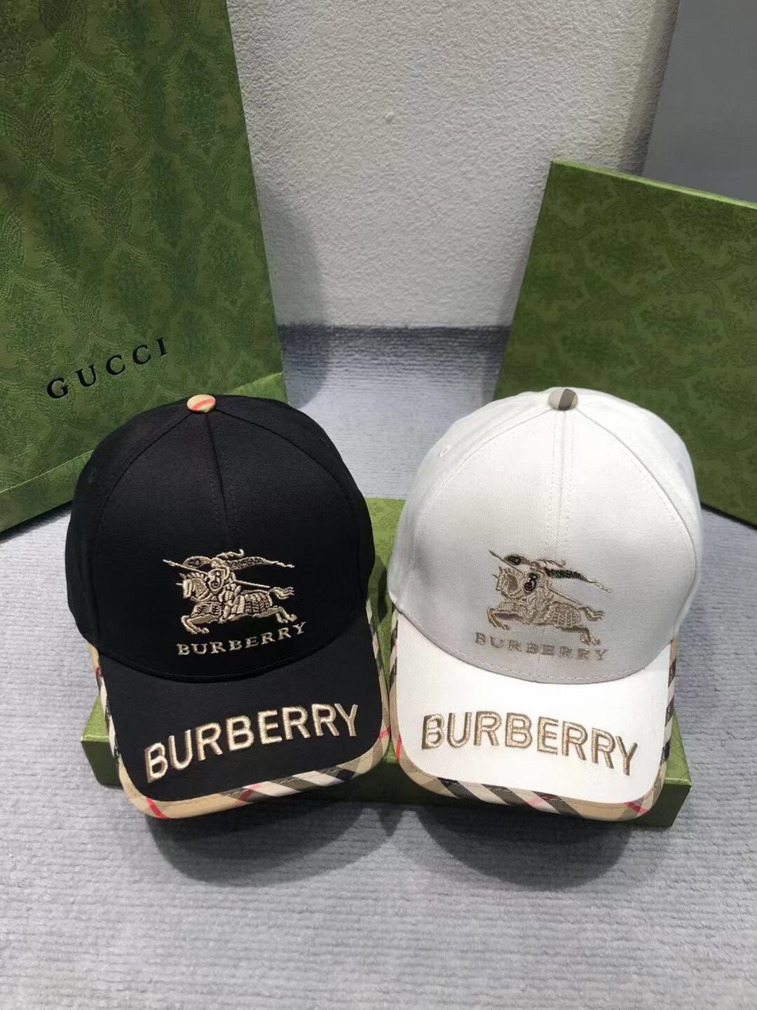 05 Bur berry cap