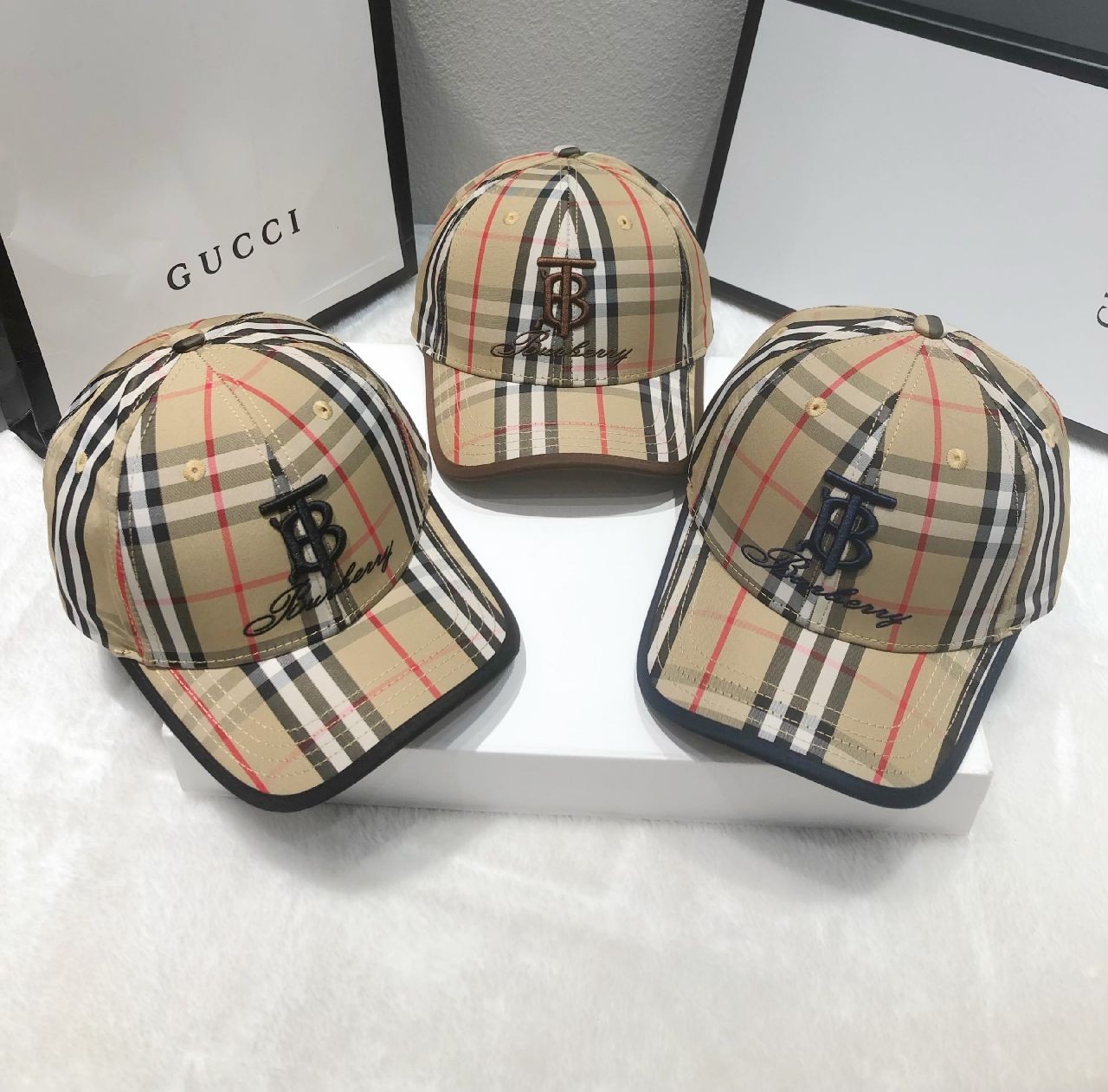 05 Bur berry cap