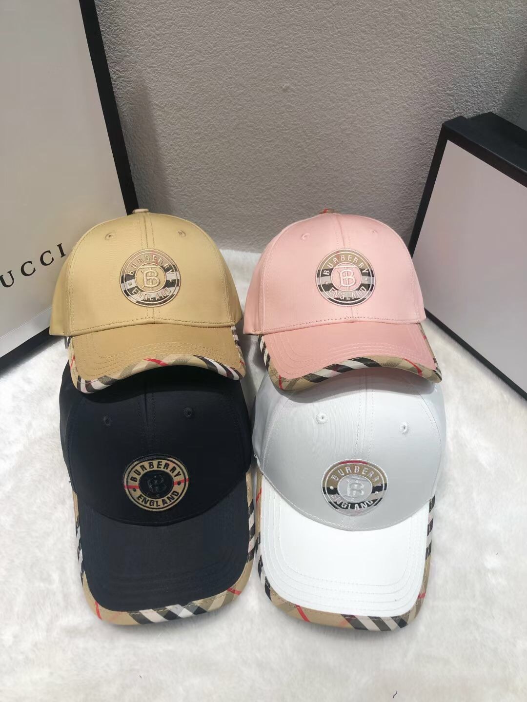 05 Bur berry cap