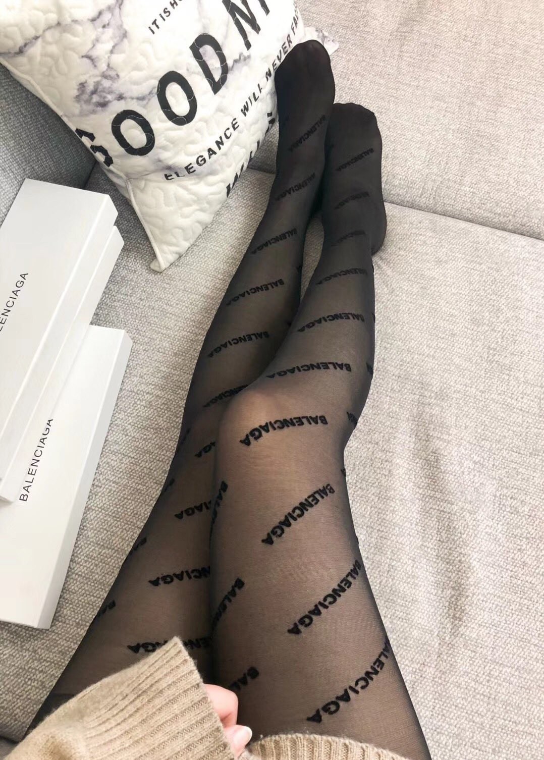 02 Stockings