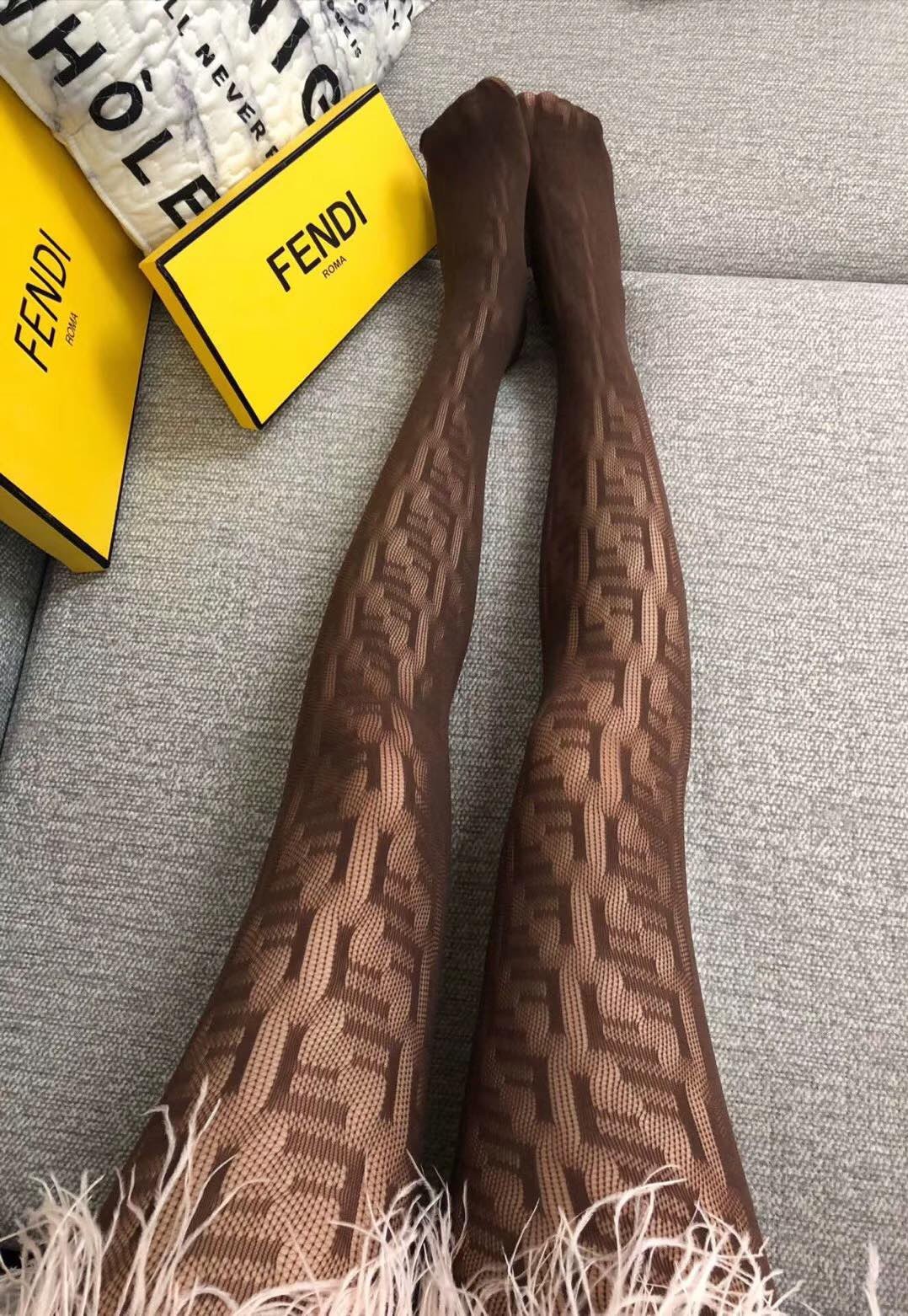 02 Stockings