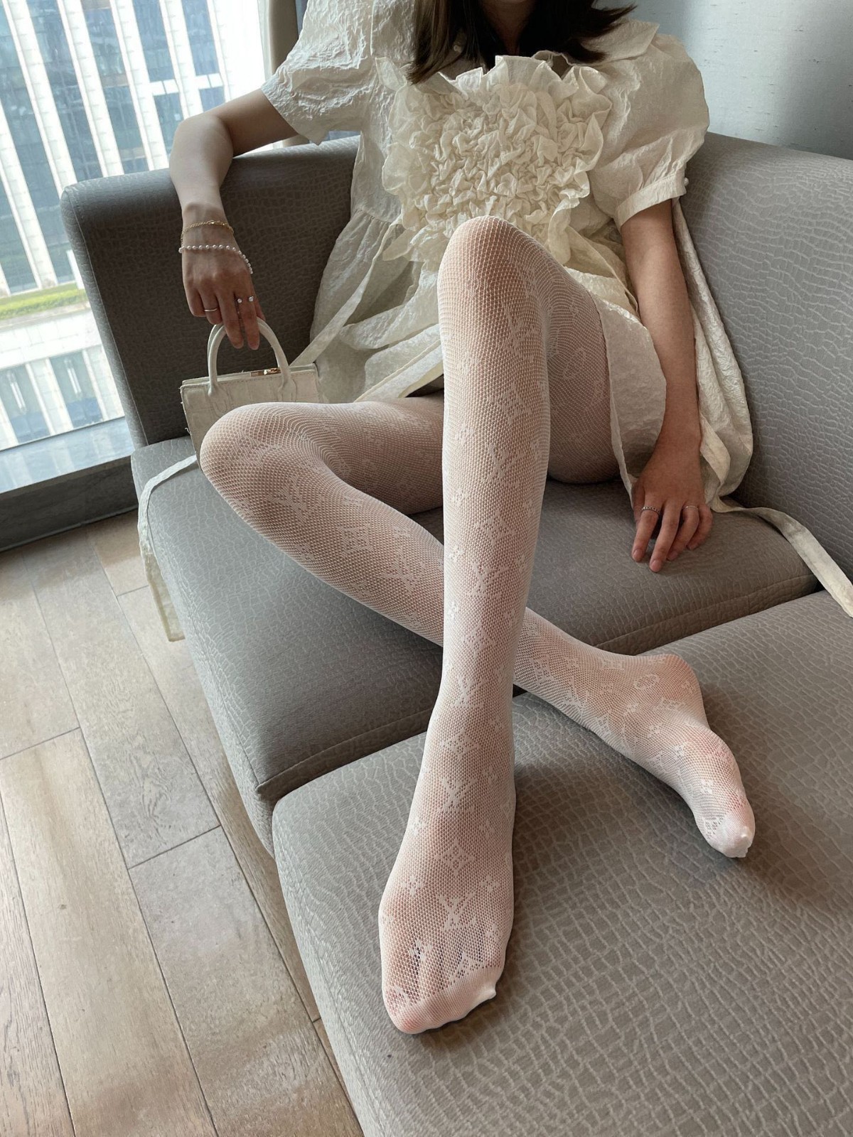 02 Stockings
