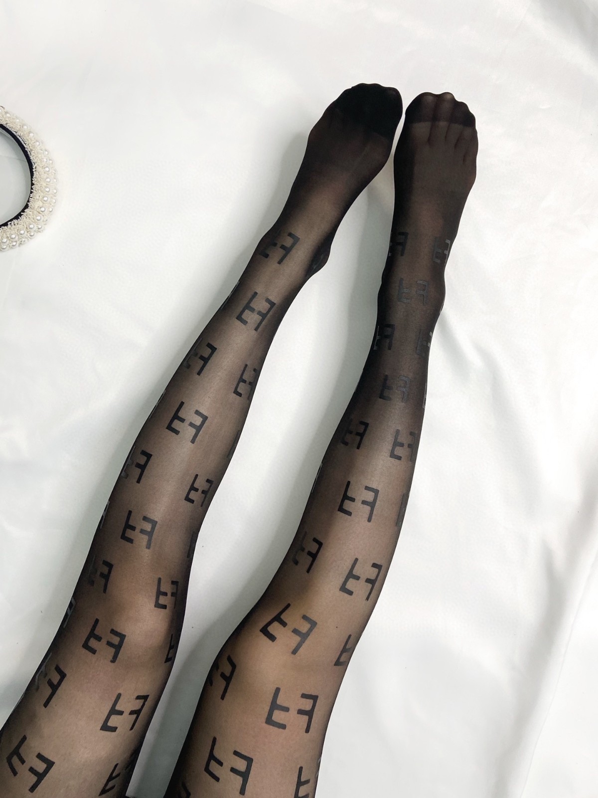 02 Stockings