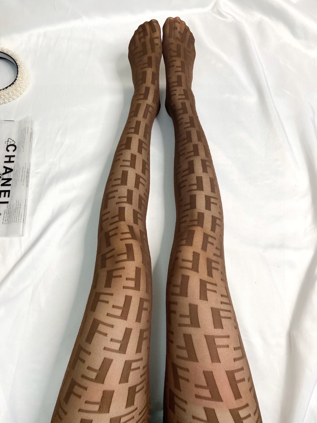 02 Stockings