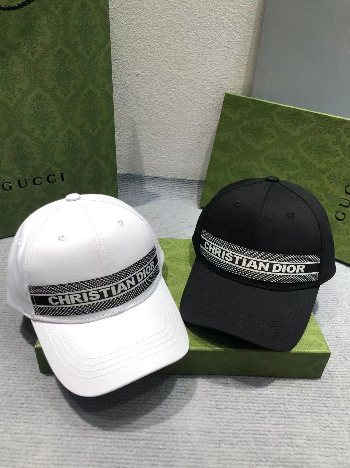 09 Di or Cap