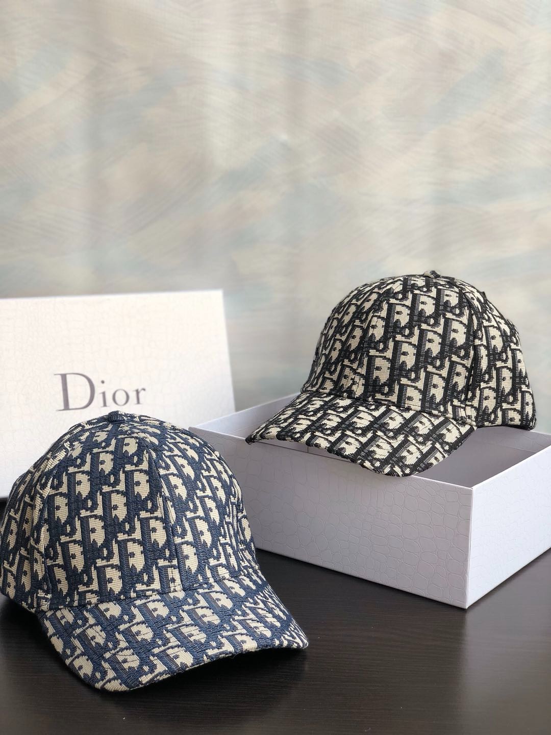 09 Di or Cap