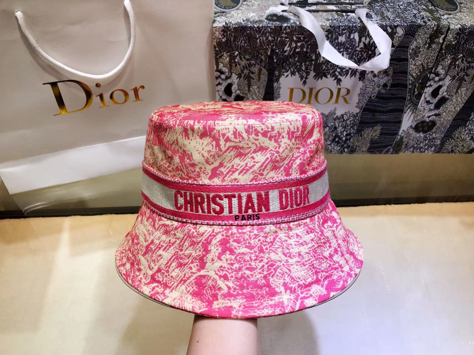 09 Di or Cap