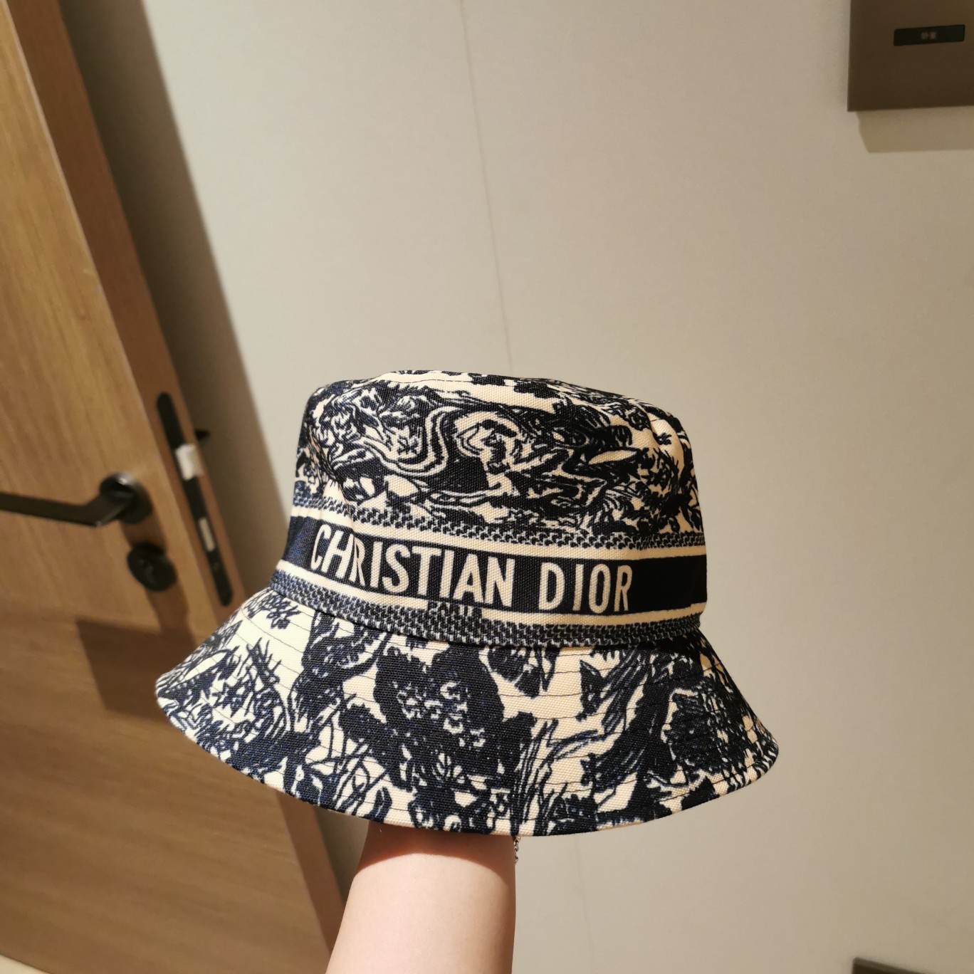 09 Di or Cap