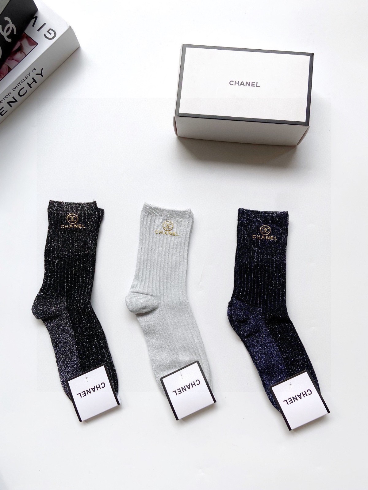 03 Socks