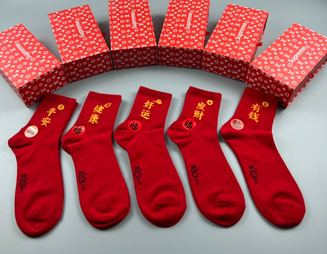 03 Socks