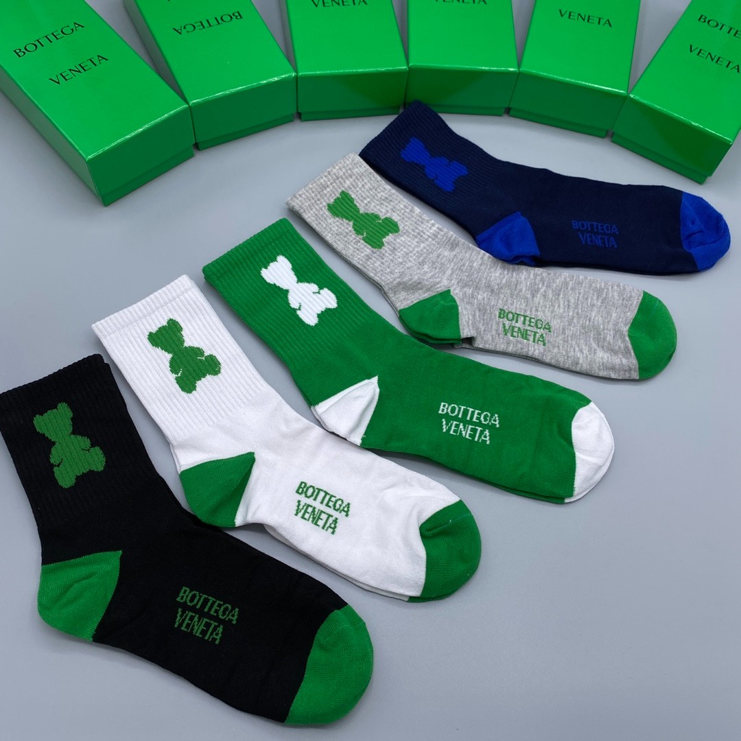 03 Socks