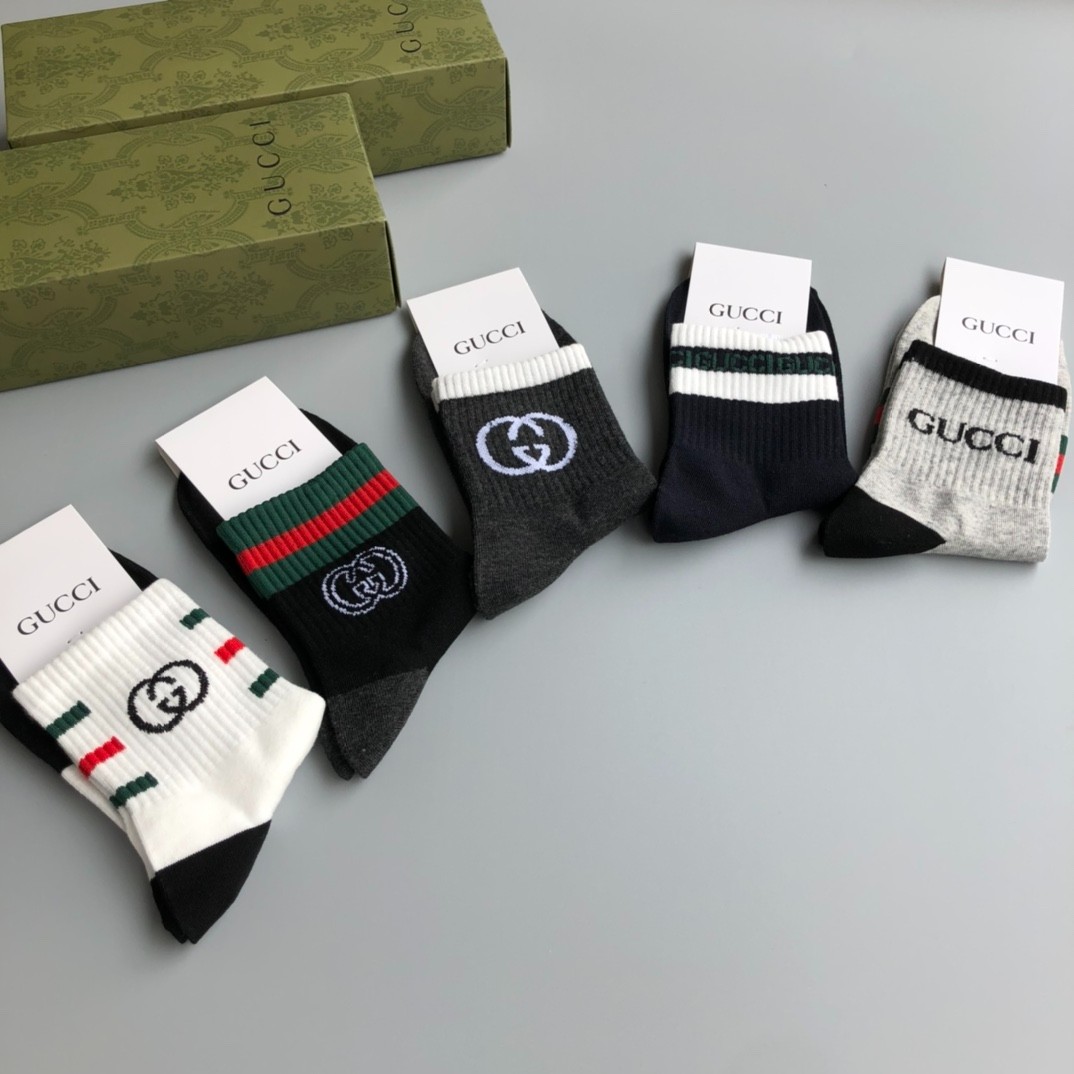 03 Socks