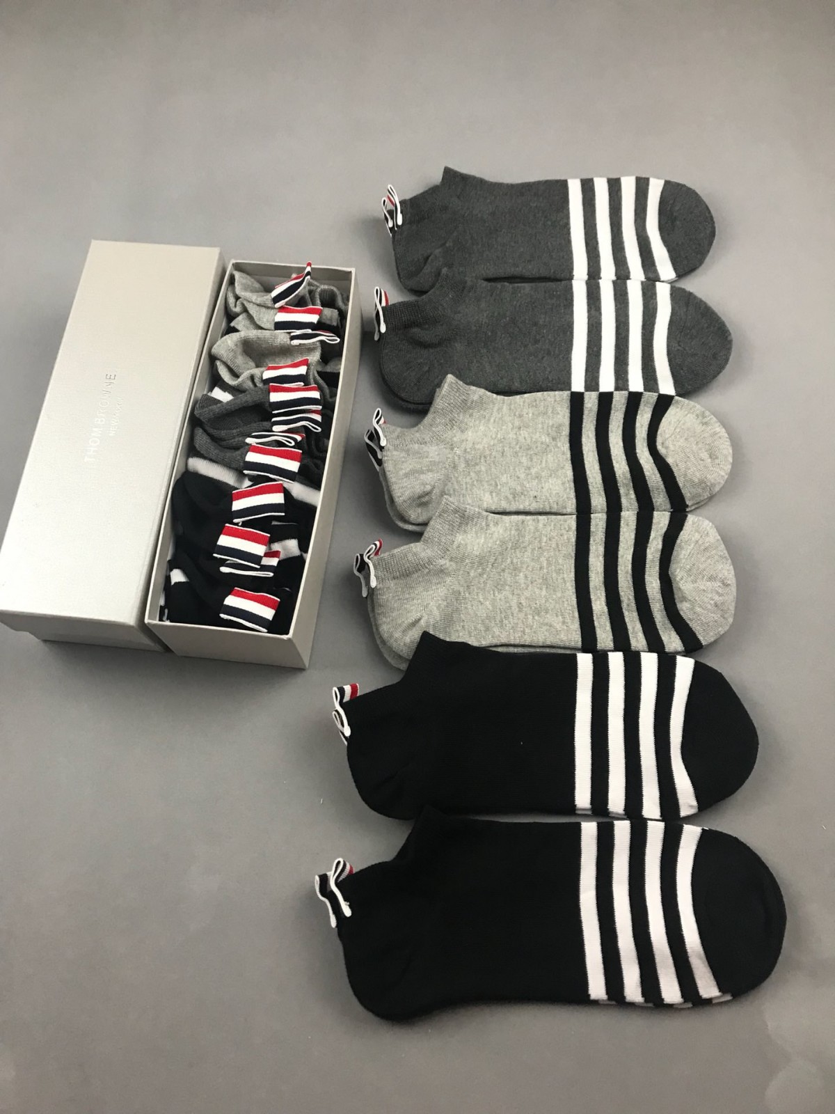 03 Socks