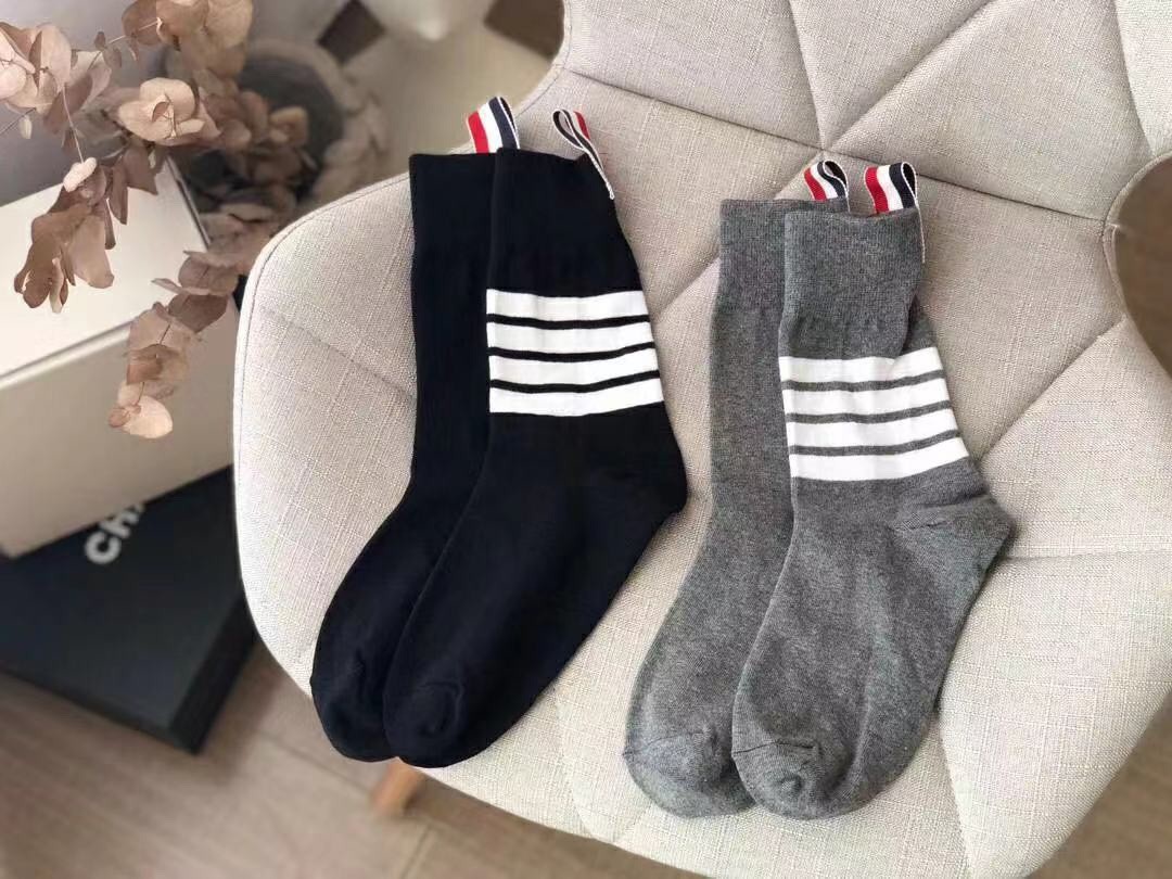 03 Socks