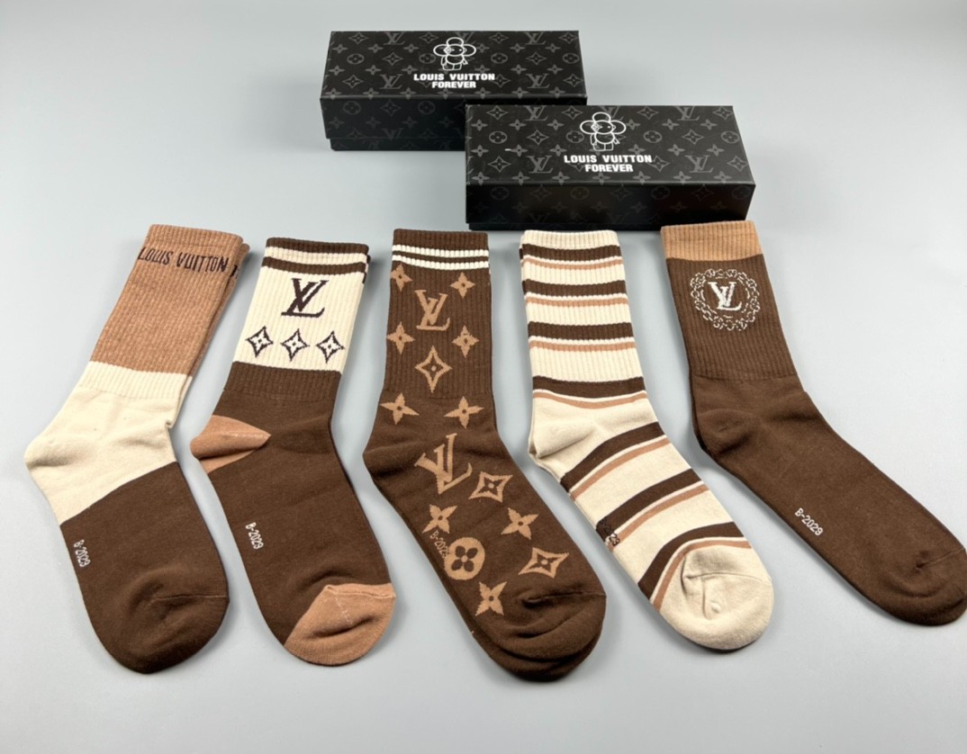 03 Socks