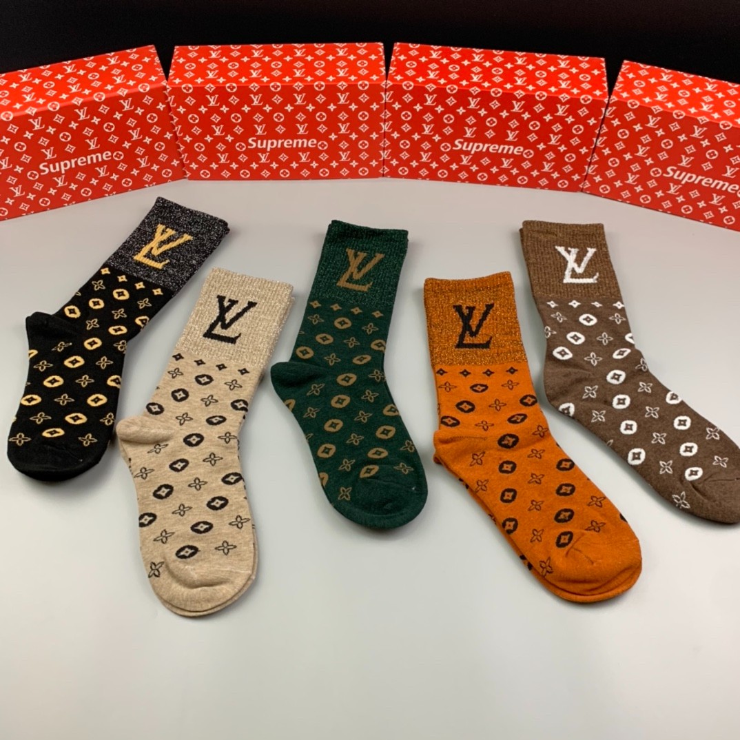 03 Socks