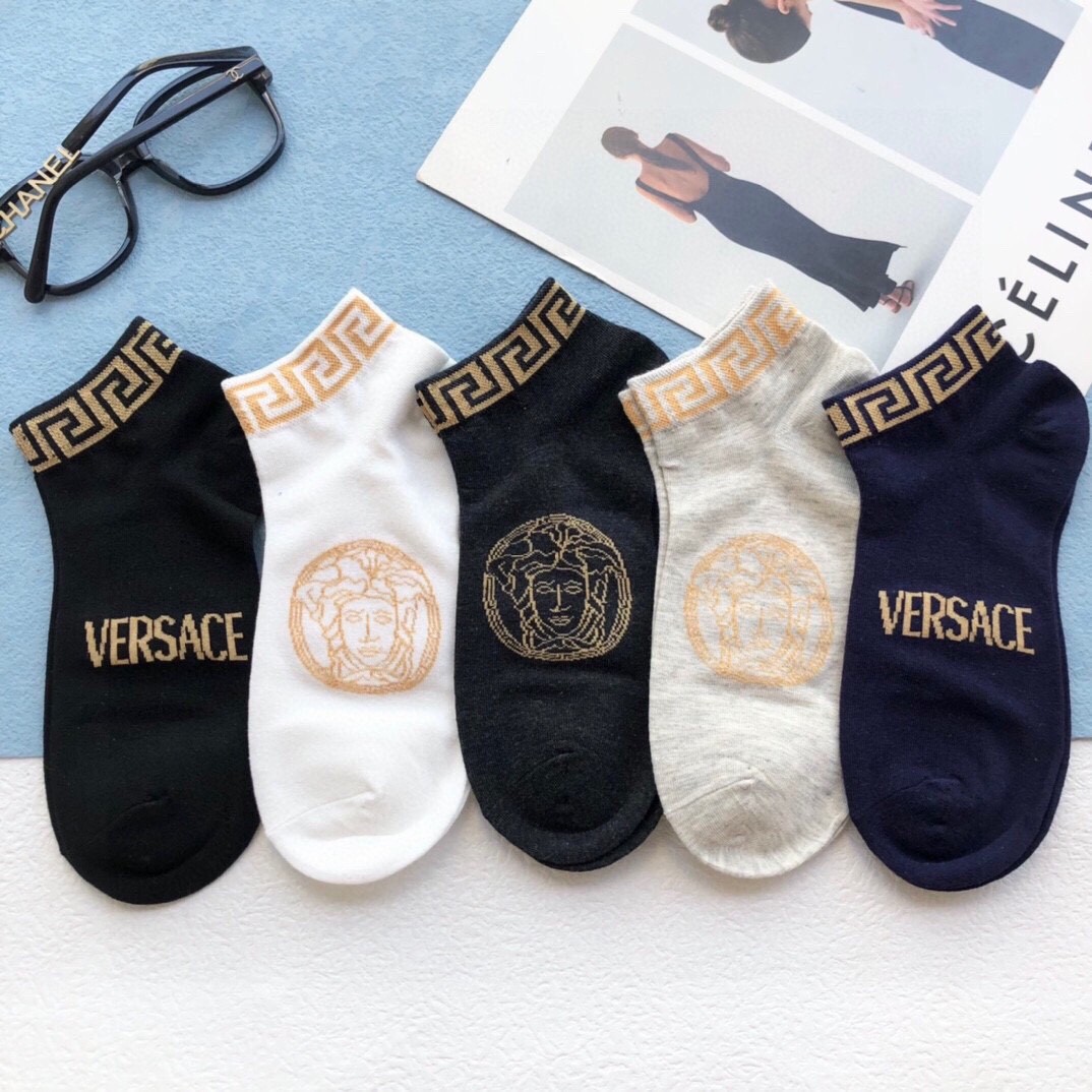 03 Socks