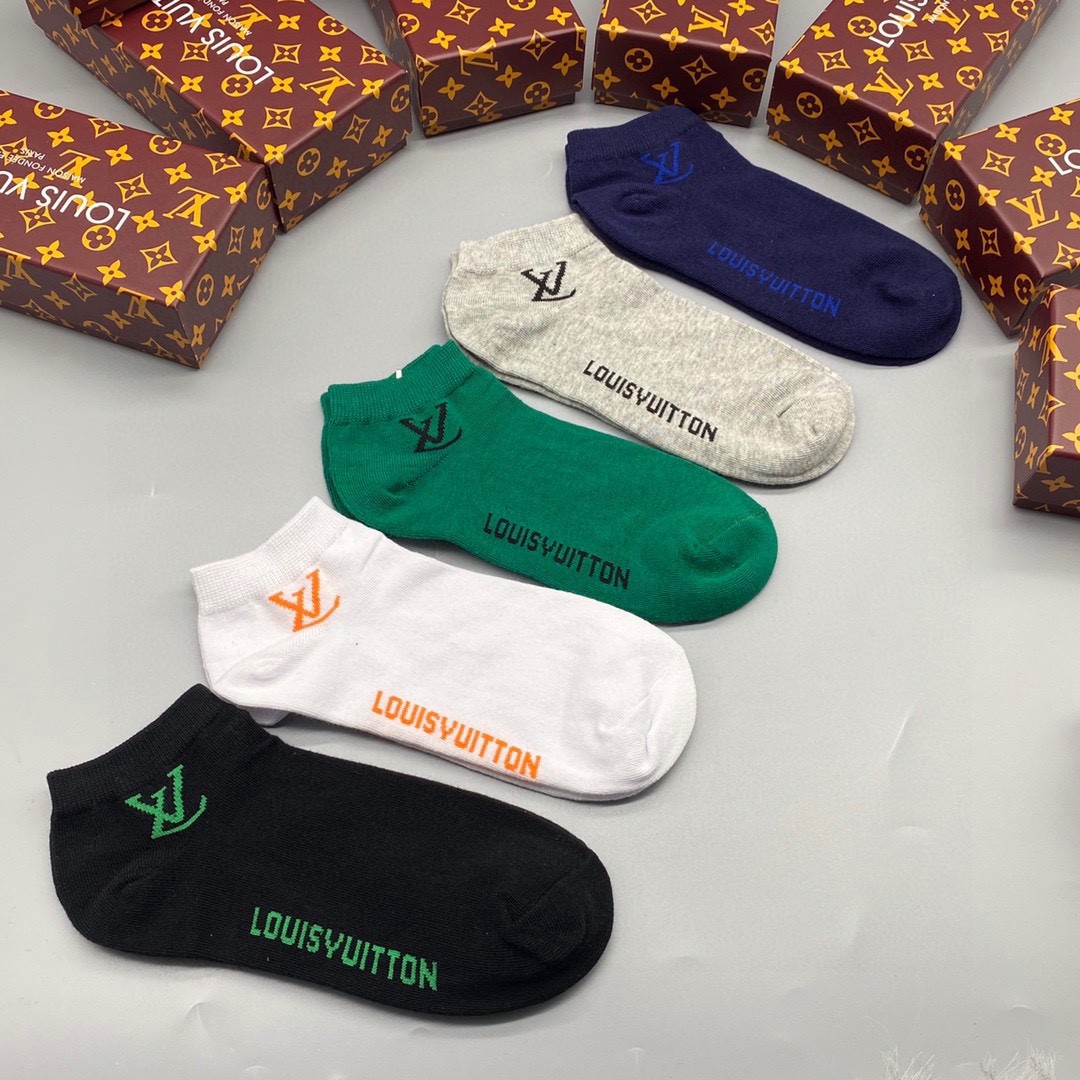 03 Socks