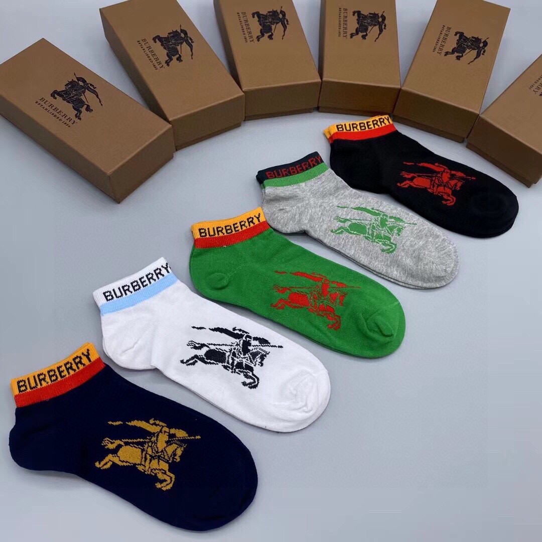 03 Socks