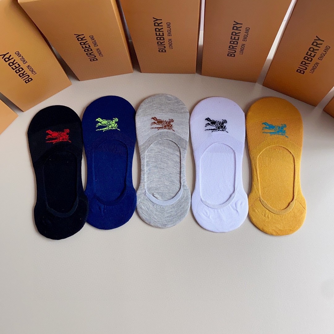 03 Socks