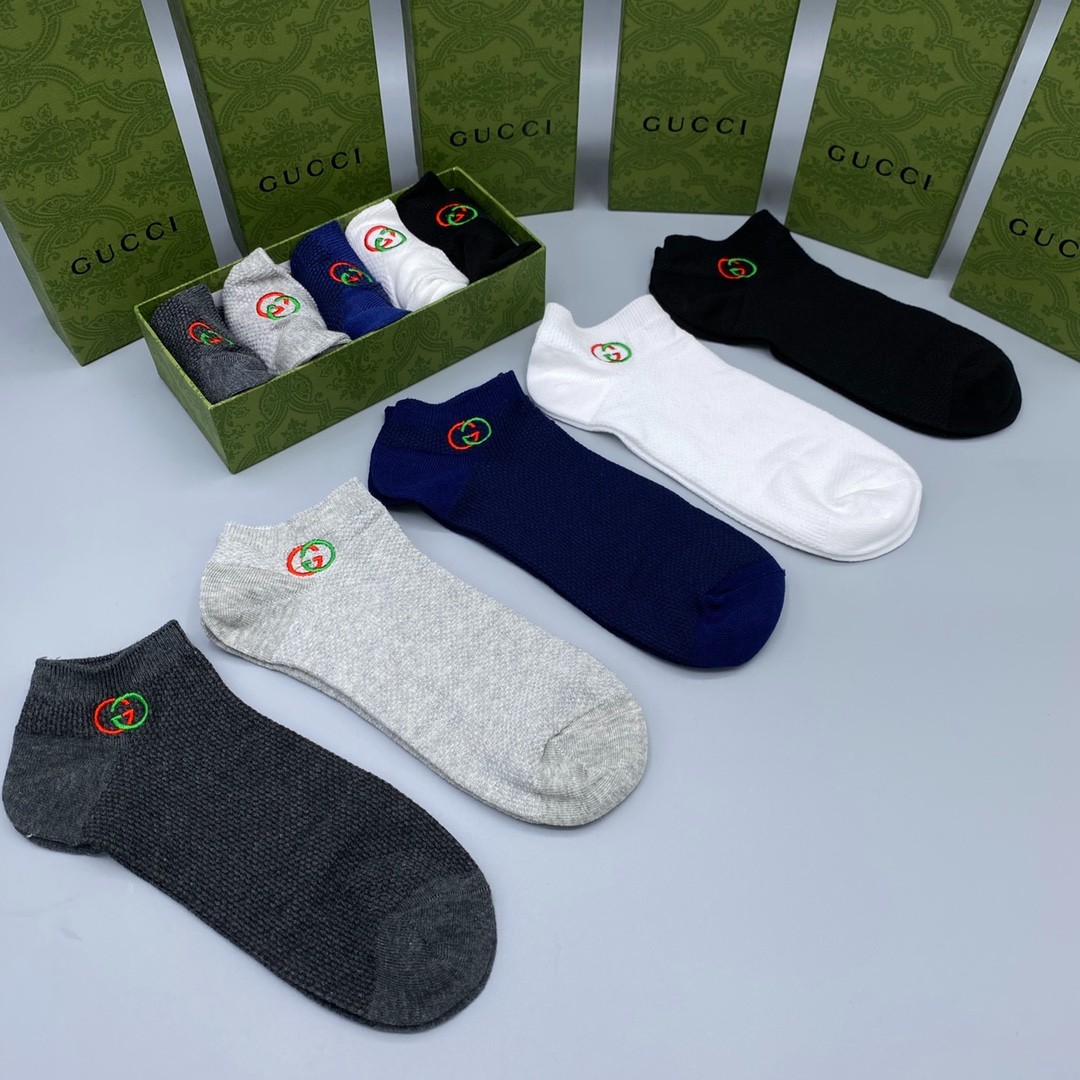 03 Socks