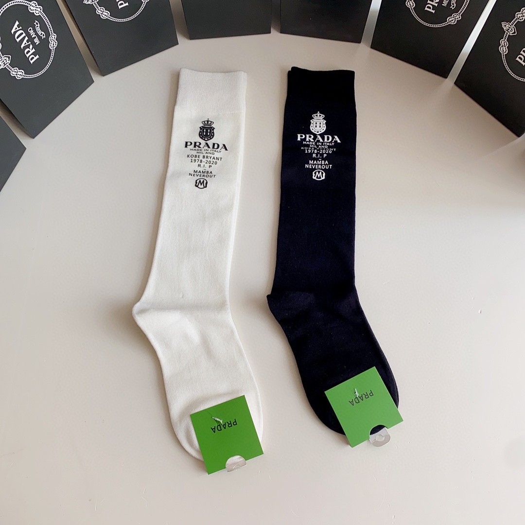 03 Socks