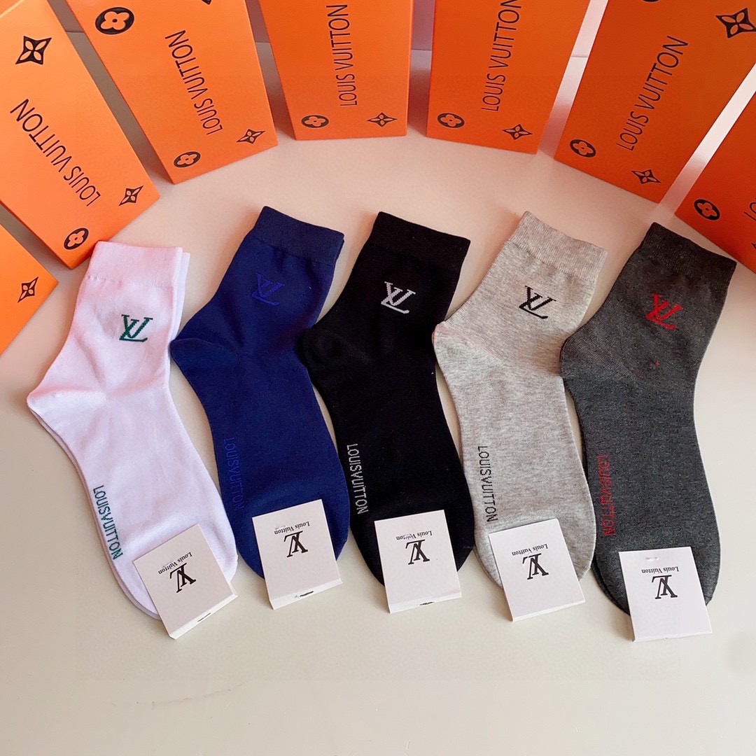 03 Socks
