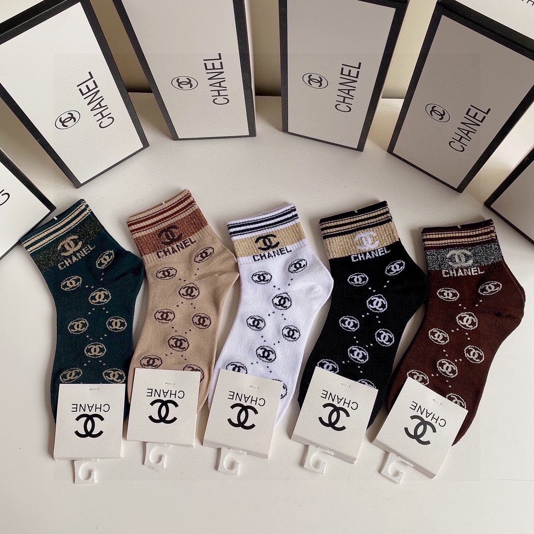 03 Socks