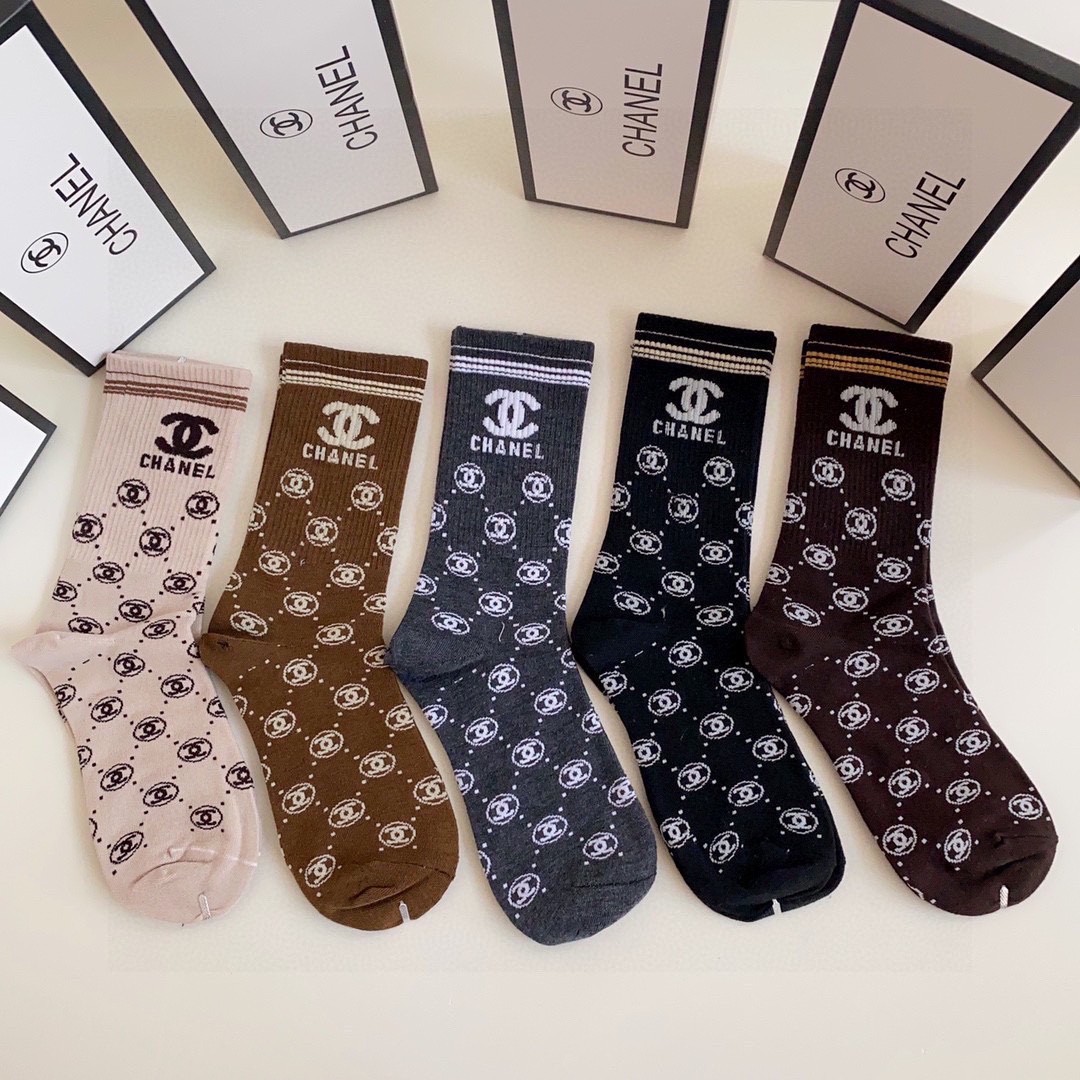 03 Socks