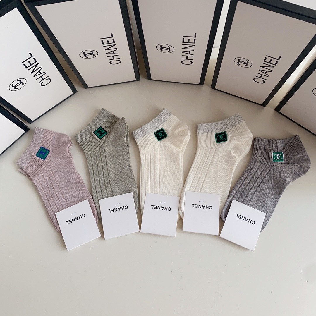03 Socks