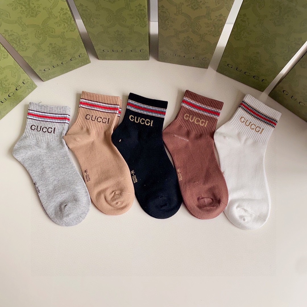 03 Socks