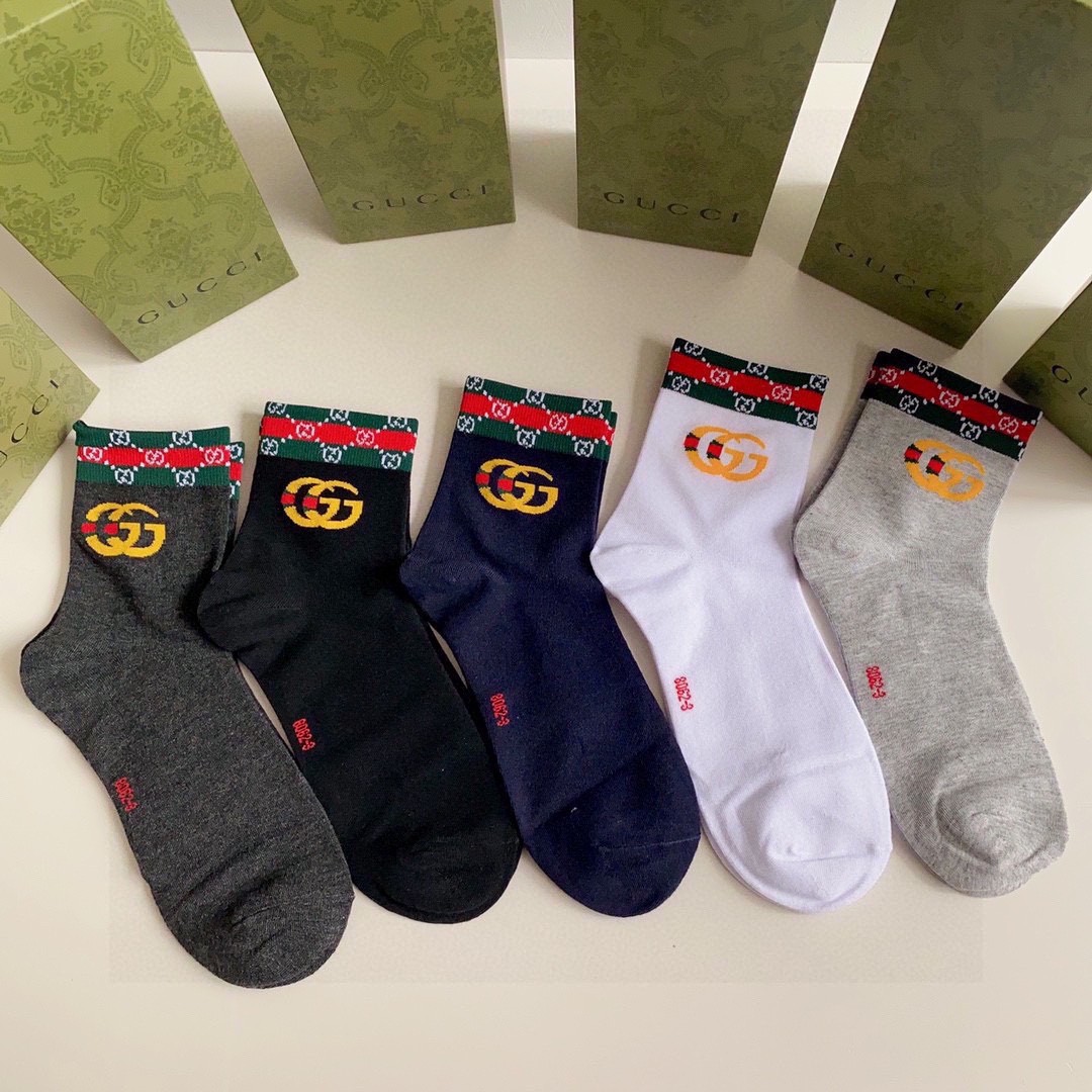 03 Socks