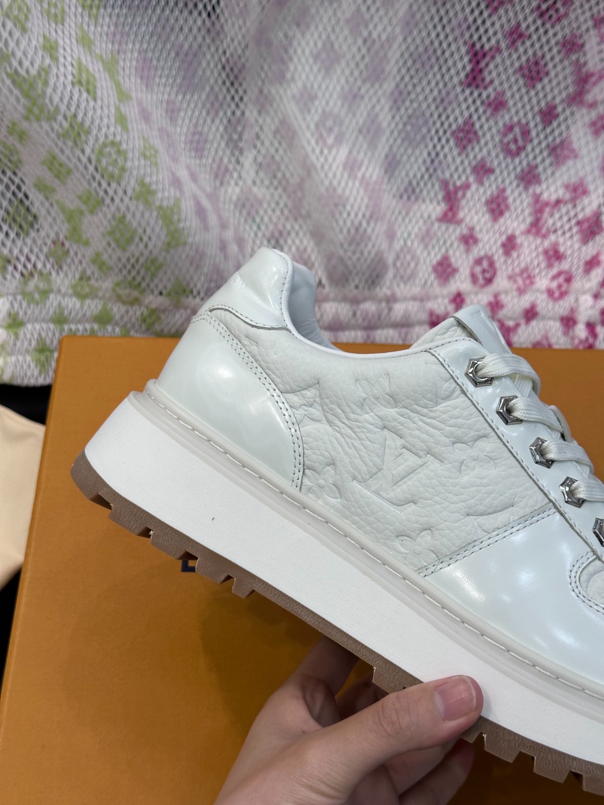 101 49123148 SIZE 38-45