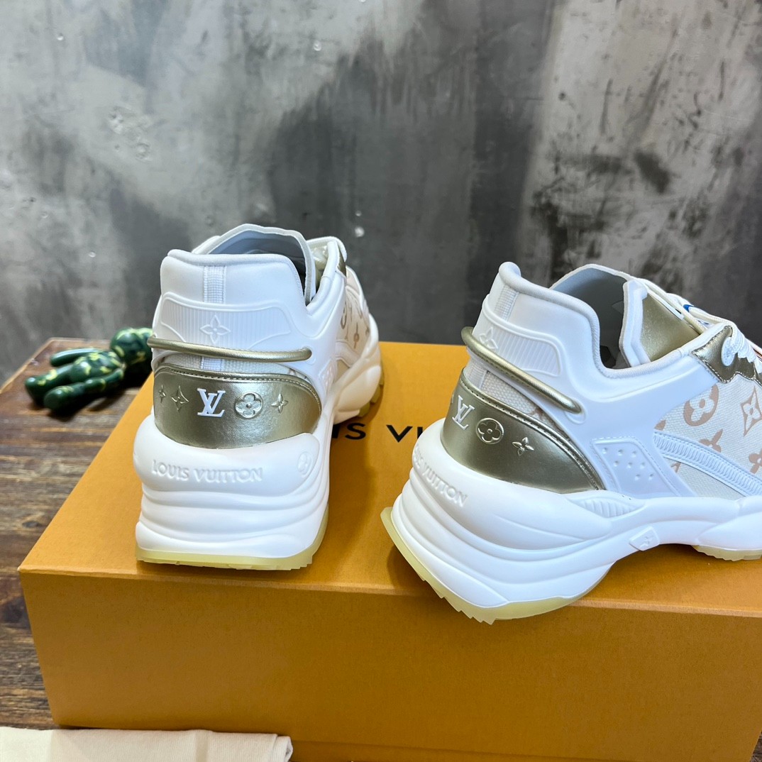 064 48123146 SIZE 35-39