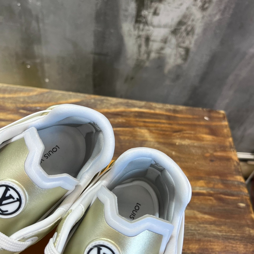 064 48123146 SIZE 35-39