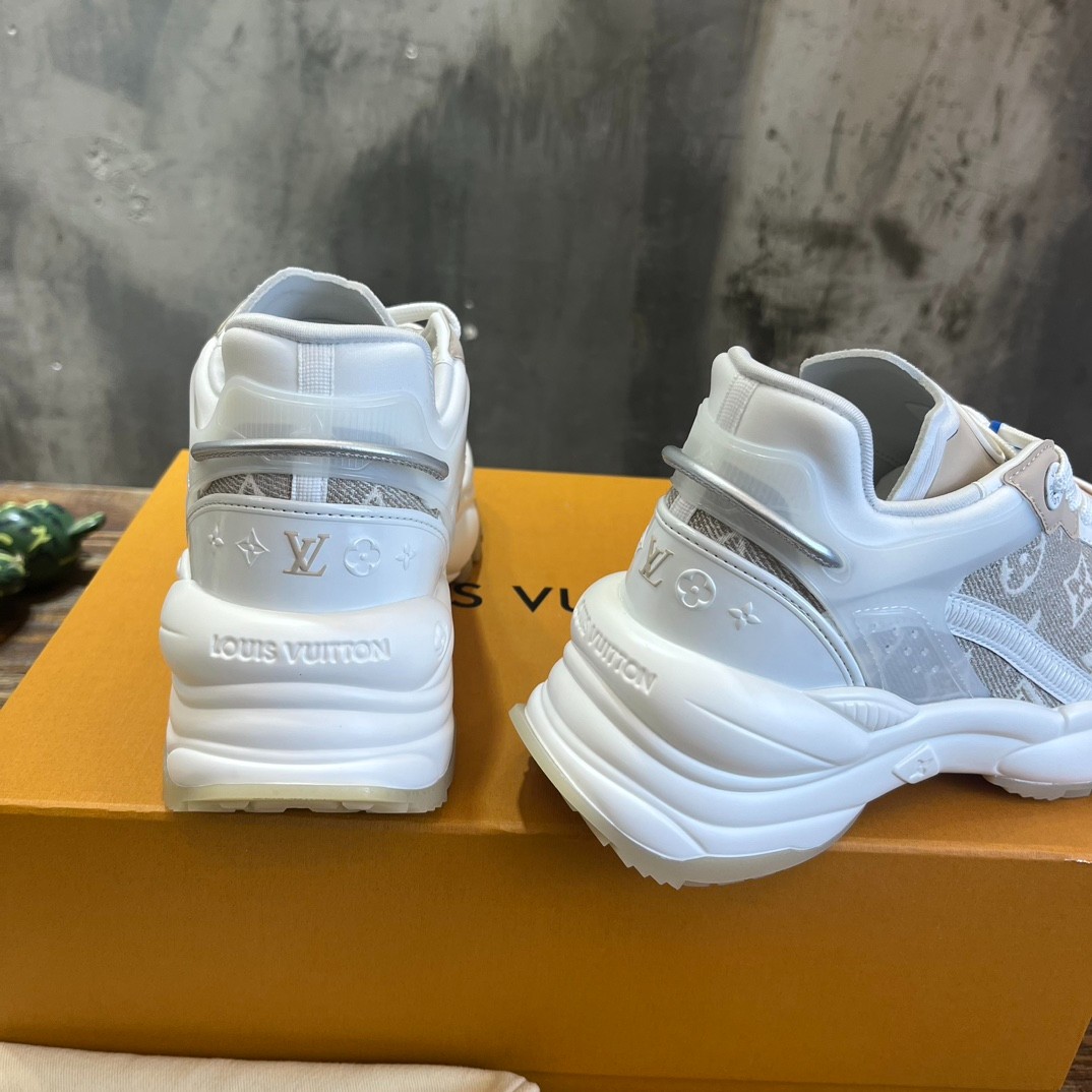 061 48123146 SIZE 35-39