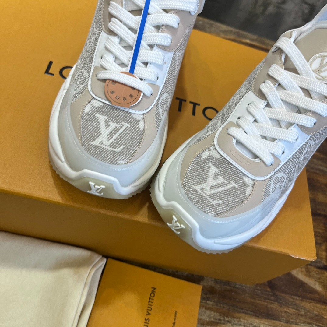 061 48123146 SIZE 35-39