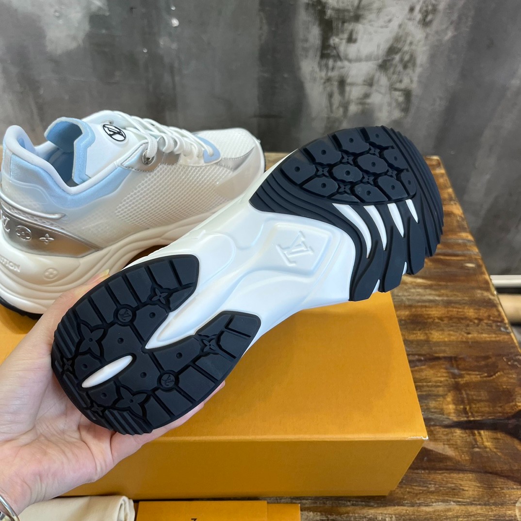 053 48123146 SIZE 35-39