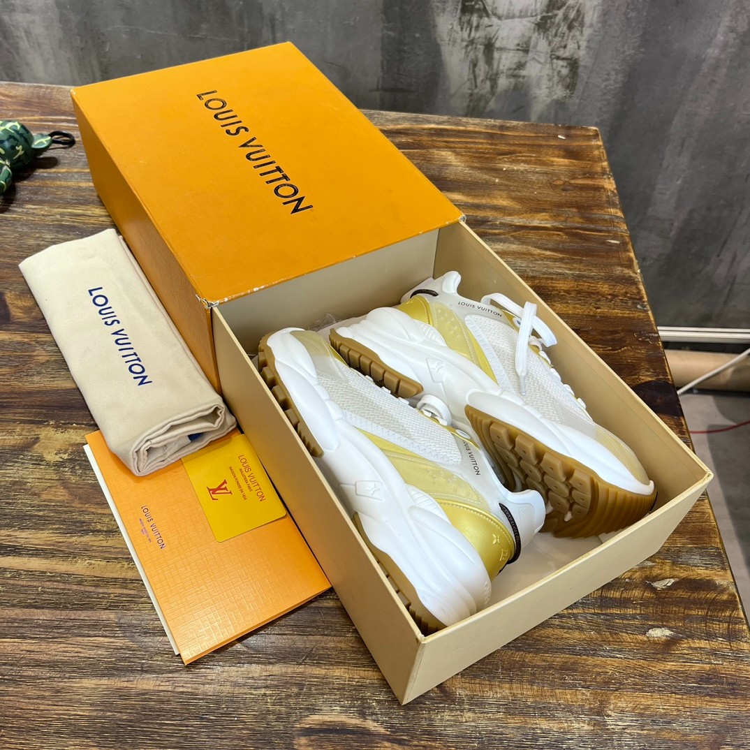 050 38123123 SIZE 35-39