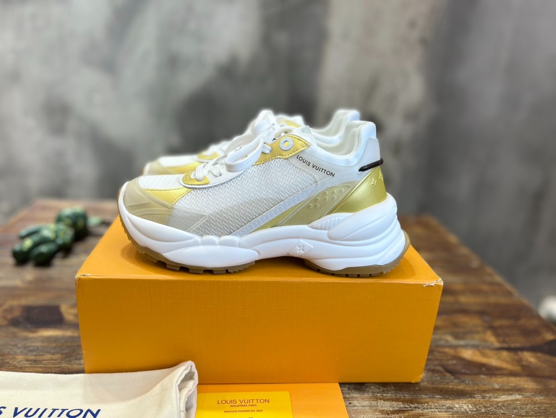 050 38123123 SIZE 35-39