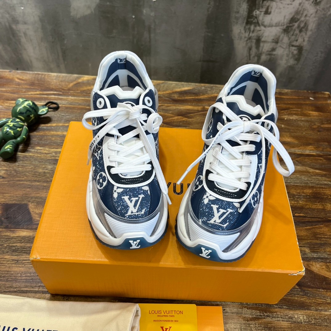 049 38123123 SIZE 35-39