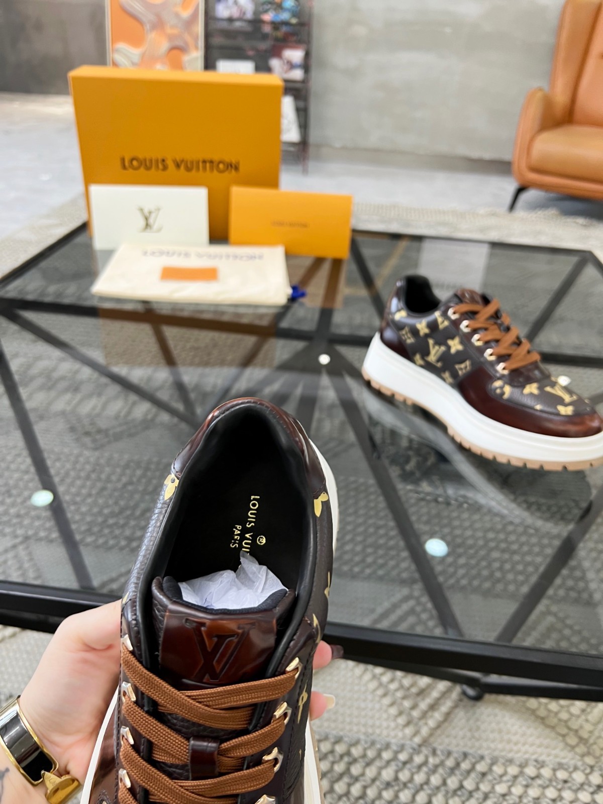 038 49123148 SIZE 38-45